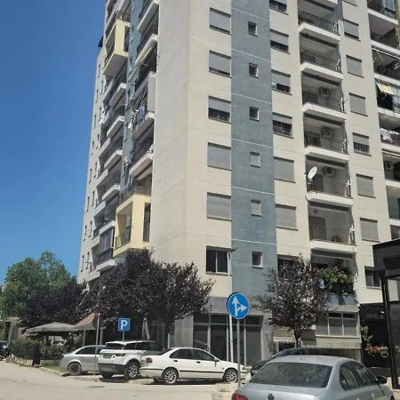 La Del Mar * Vlorë